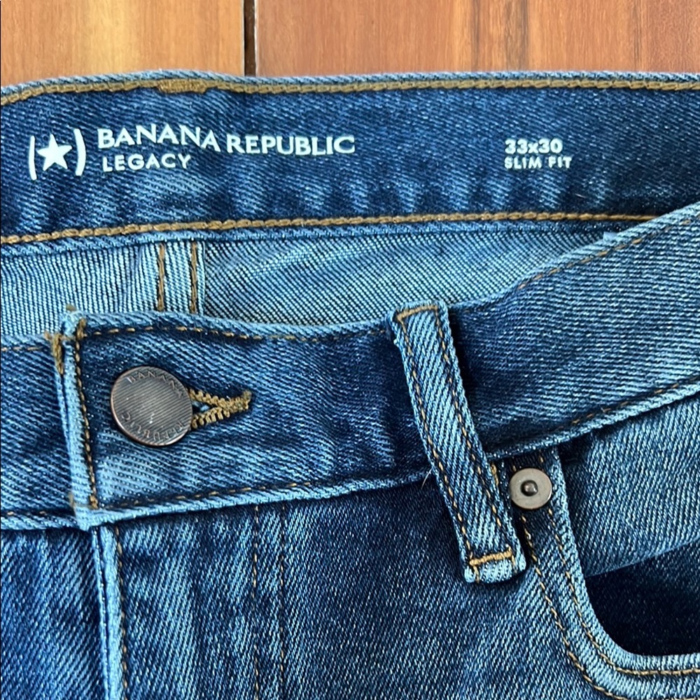 💕Banana Republic NWT Blue Straight Jeans, mid rise, slim fit - Picture 2 of 7